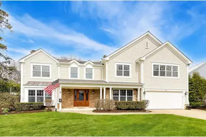 1212 W Clarendon Road, Arlington Heights, IL 60004 - Photo 1