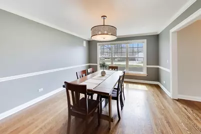 1212 W Clarendon Road, Arlington Heights, IL 60004 - Photo 7