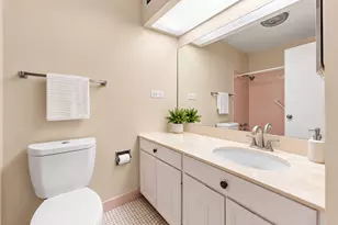 6833 N Kedzie Ave, Chicago, IL 60645 - Photo 33