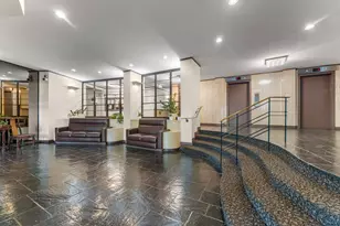 6833 N Kedzie Ave, Chicago, IL 60645 - Photo 37