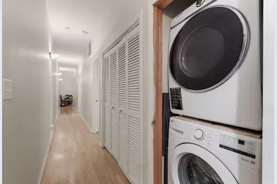 2212 W Monroe Street #2W, Chicago, IL 60612 - Photo 11