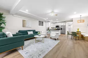19 E 26th St, Chicago, IL 60616 - Photo 3