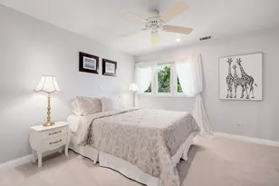 6457 Rodgers Dr, Willowbrook, IL 60527 - Photo 17