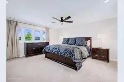 6457 Rodgers Drive, Willowbrook, IL 60527 - Photo 13