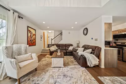 8003 Barrymore Drive, Darien, IL 60561 - Photo 5