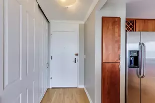 2800 N Lake Shore Dr, Chicago, IL 60657 - Photo 3