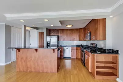 2800 N Lake Shore Drive #2414, Chicago, IL 60657 - Photo 7