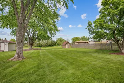 16W658 Therese Court, Willowbrook, IL 60527 - Photo 27