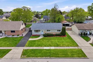 8718 Cranbrook Ln, Bridgeview, IL 60455 - Photo 21