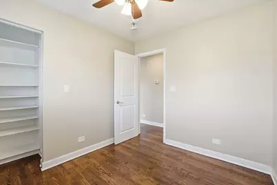 8718 Cranbrook Lane, Bridgeview, IL 60455 - Photo 7