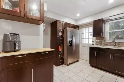 1751 W Chase Avenue, Chicago, IL 60626 - Photo 5