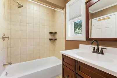 1751 W Chase Avenue, Chicago, IL 60626 - Photo 13