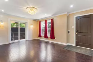 1751 W Chase Ave, Chicago, IL 60626 - Photo 3