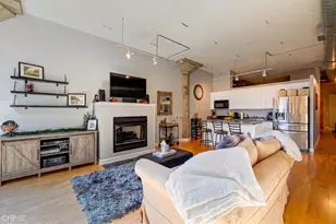 15 S Throop St, Chicago, IL 60607 - Photo 3