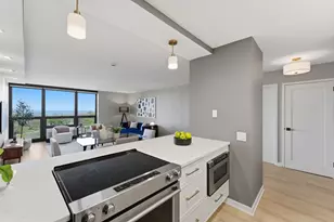 2500 N Lakeview Ave, Chicago, IL 60614 - Photo 5