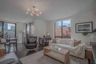 635 N Dearborn St, Chicago, IL 60654 - Photo 11
