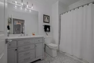635 N Dearborn St, Chicago, IL 60654 - Photo 25