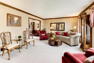1265 N Scarlet Dr, Addison, IL 60101 - Photo 7