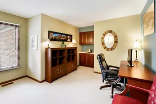 1265 N Scarlet Dr, Addison, IL 60101 - Photo 23