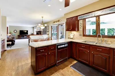 1265 N Scarlet Drive, Addison, IL 60101 - Photo 13