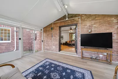 5801 N Kenton Avenue, Chicago, IL 60646 - Photo 27