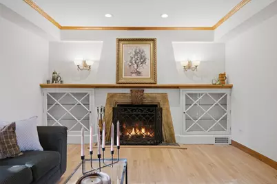 5801 N Kenton Avenue, Chicago, IL 60646 - Photo 9