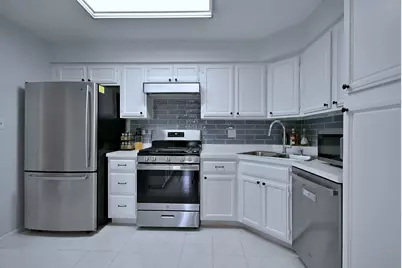 225 Lake Boulevard #560, Buffalo Grove, IL 60089 - Photo 19