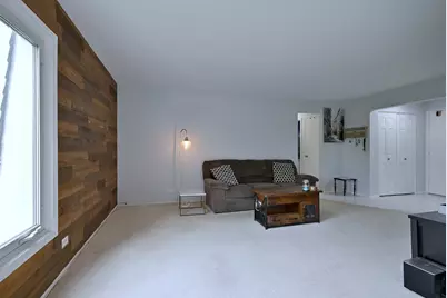 225 Lake Boulevard #560, Buffalo Grove, IL 60089 - Photo 9