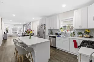 4951 W Concord Pl, Chicago, IL 60639 - Photo 7