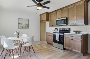 5703 Sir Gawain Dr, Godfrey, IL 62035 - Photo 5