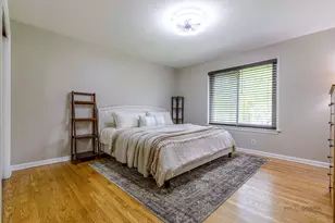 2632 Sarah St, Franklin Park, IL 60131 - Photo 13