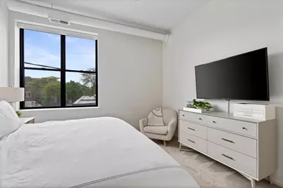 2512 N Bosworth Avenue #208, Chicago, IL 60614 - Photo 13