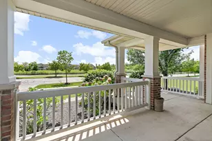 2702 Oak Dr, West Dundee, IL 60118 - Photo 3