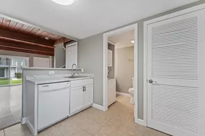 485 Meadow Green Lane, Round Lake Beach, IL 60073 - Photo 7