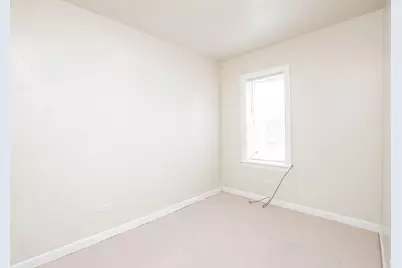 10433 S Corliss Avenue, Chicago, IL 60628 - Photo 13