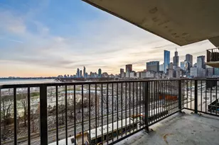 400 E Randolph St, Chicago, IL 60601 - Photo 13