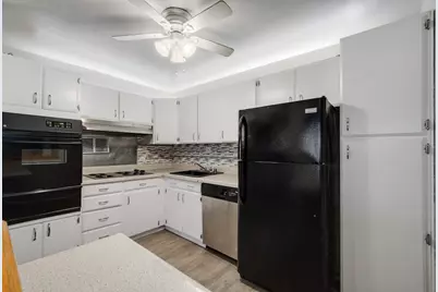 400 E Randolph Street #905, Chicago, IL 60601 - Photo 9