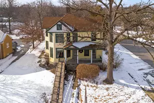 1322 Main St, Crete, IL 60417 - Photo 1