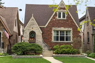 6811 N Osceola Ave, Chicago, IL 60631 - Photo 1