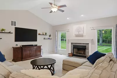 2414 Mehring Avenue, Johnsburg, IL 60051 - Photo 7