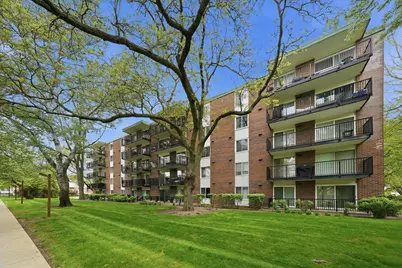5S040 Pebblewood Lane #W103, Naperville, IL 60563 - Photo 1