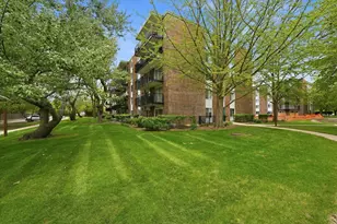 5S040 Pebblewood Ln, Naperville, IL 60563 - Photo 23