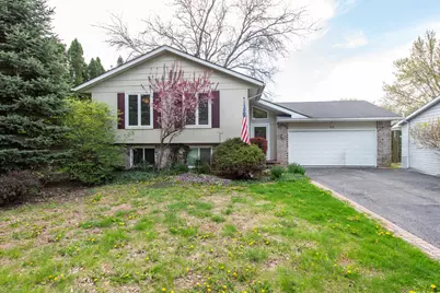 814 Holdridge Avenue, Winthrop Harbor, IL 60096 - Photo 1