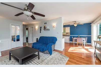 814 Holdridge Avenue, Winthrop Harbor, IL 60096 - Photo 5