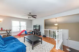 814 Holdridge Ave, Winthrop Harbor, IL 60096 - Photo 7