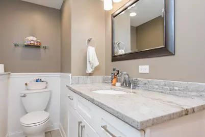814 Holdridge Avenue, Winthrop Harbor, IL 60096 - Photo 21