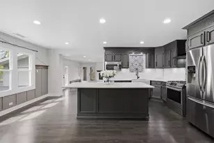 13000 Crescent Ct, Crestwood, IL 60418 - Photo 5