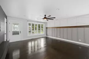 13000 Crescent Ct, Crestwood, IL 60418 - Photo 17