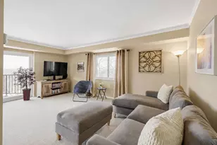35 S Baybrook Dr, Palatine, IL 60074 - Photo 11
