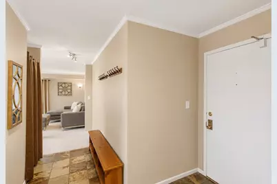 35 S Baybrook Drive #610, Palatine, IL 60074 - Photo 9